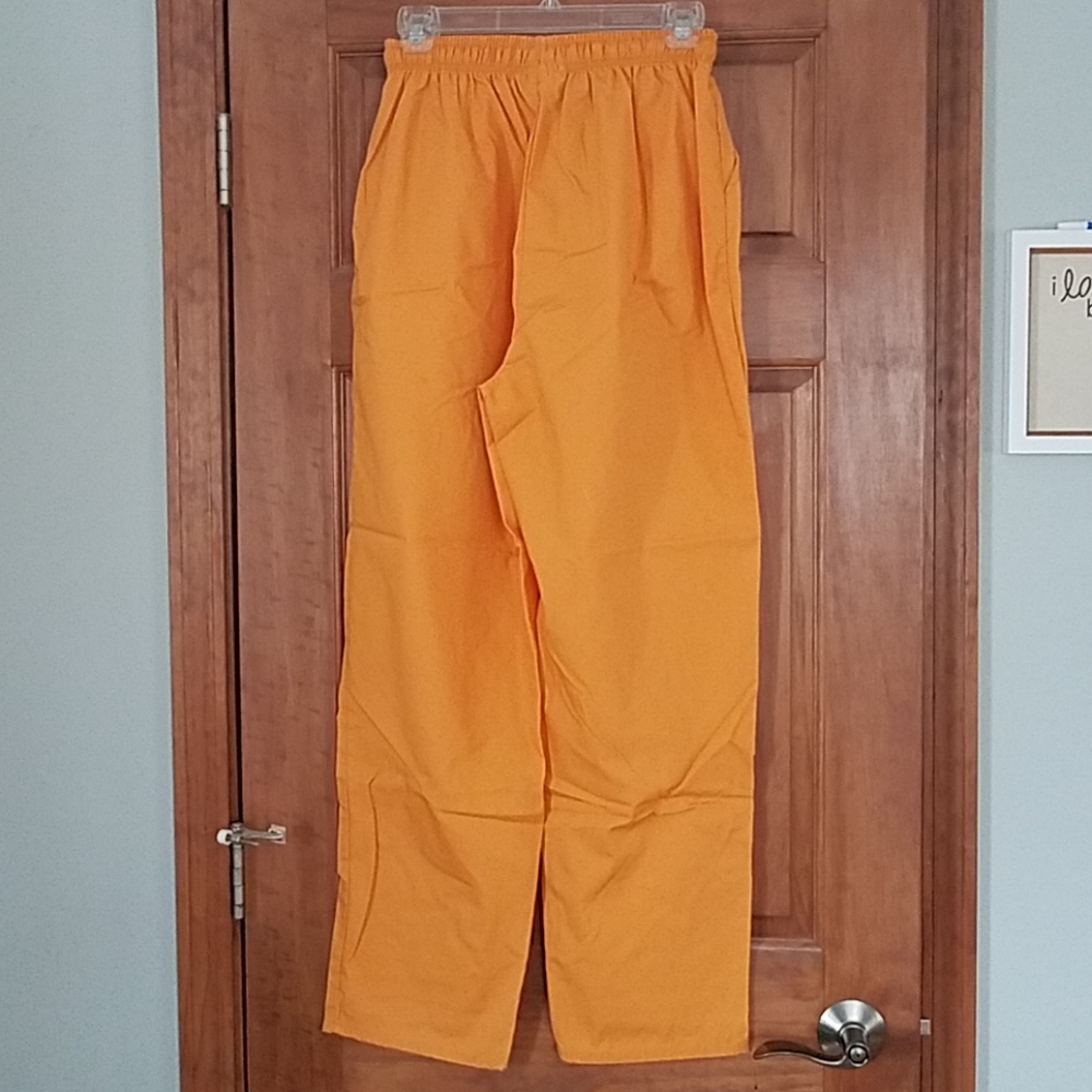 Never worn Scrub pants - Picture 2 of 2